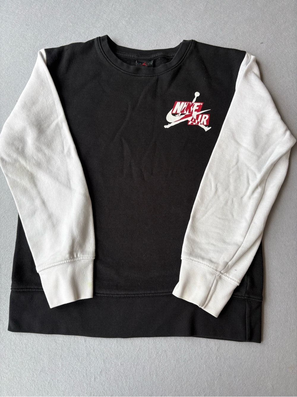 Nike Jordan Black Tag Sweatshirt with Red Jumpman Logo Sz 10-12